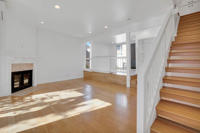 Building Photo - 28348 Rey De Copas Ln