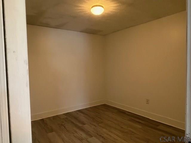 Building Photo - 405 Bentwood Ave