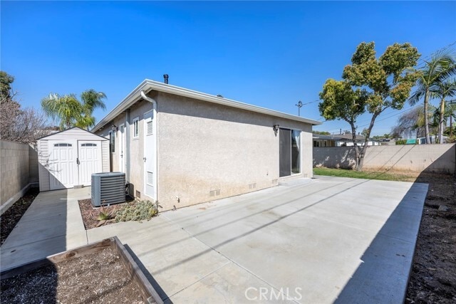 Building Photo - 620 Pepperwood Dr