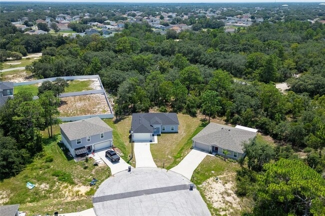Building Photo - 412 Oakland Ln