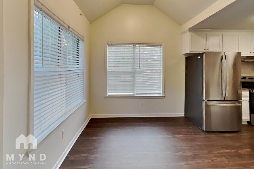 Building Photo - 7822 Bar Harbor Dr