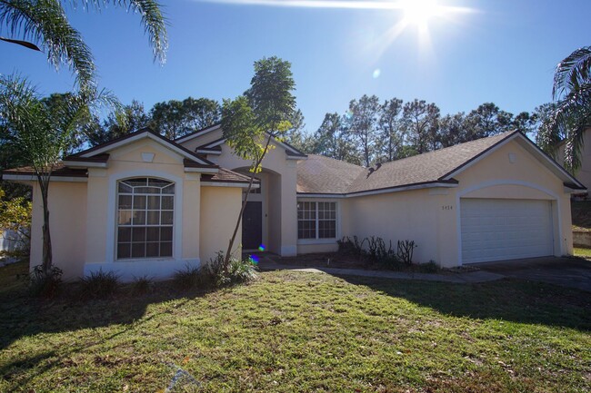 Building Photo - 4 bed Family Single Home Available for Rent in Davenport !!!