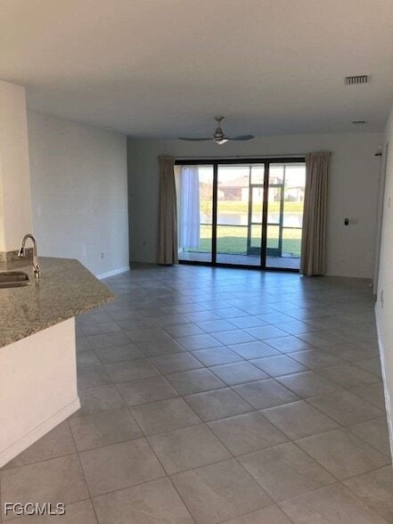 Building Photo - 3261 Altimira Dr