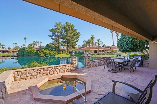 Building Photo - 29 Lakeshore Dr