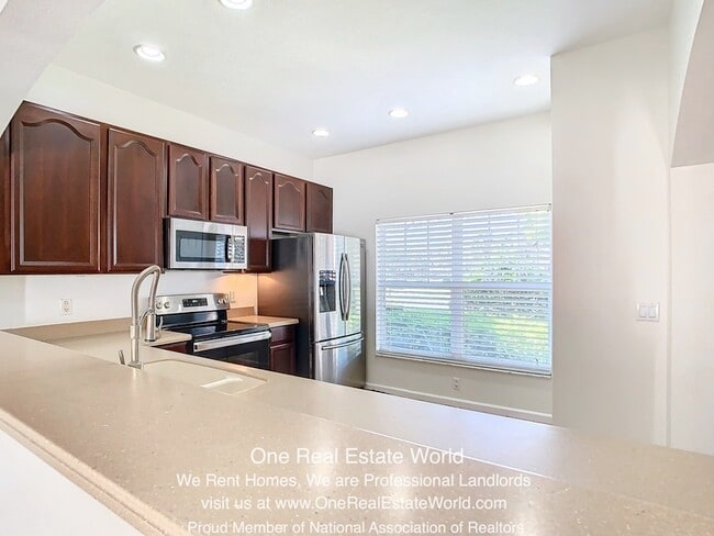 Building Photo - 9155 Hunters Mill Dr