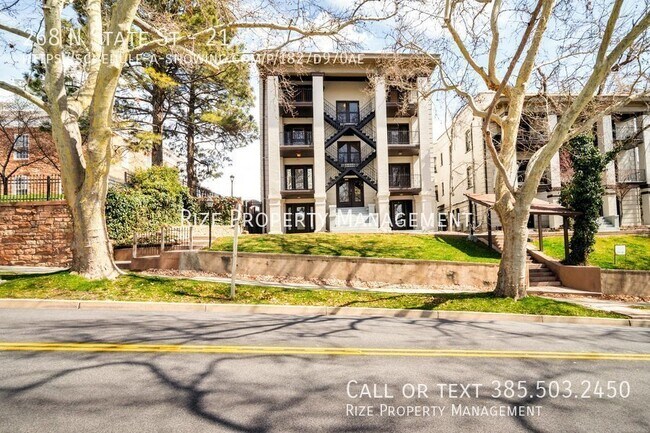 Building Photo - Capitol Estates- The home you’ve dreamt of...
