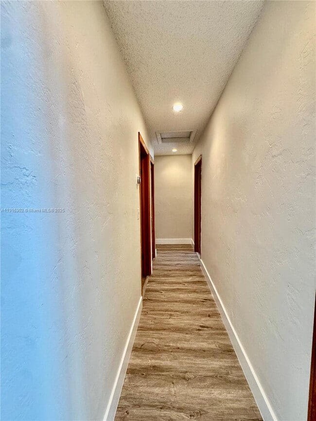 Building Photo - 8000 SW 17th Terrace