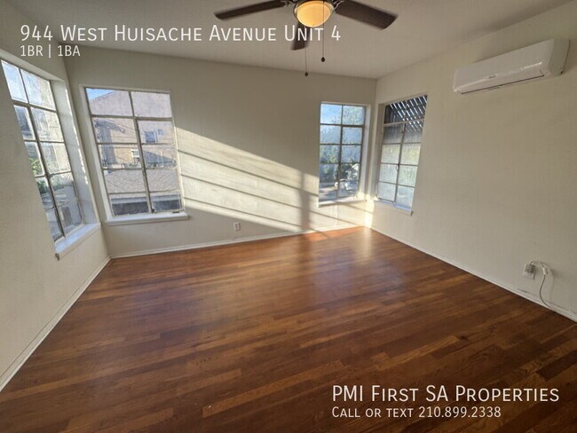 Building Photo - 944 W Huisache Ave