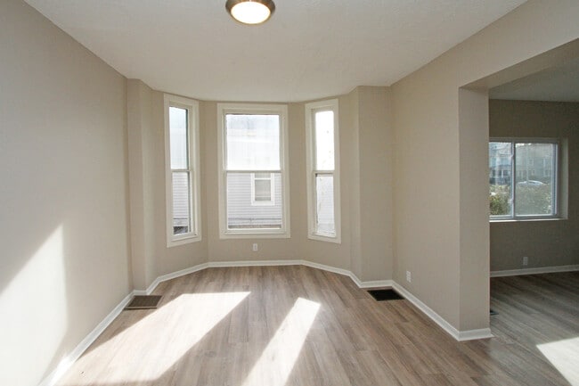 Building Photo - 1232 S 16th St