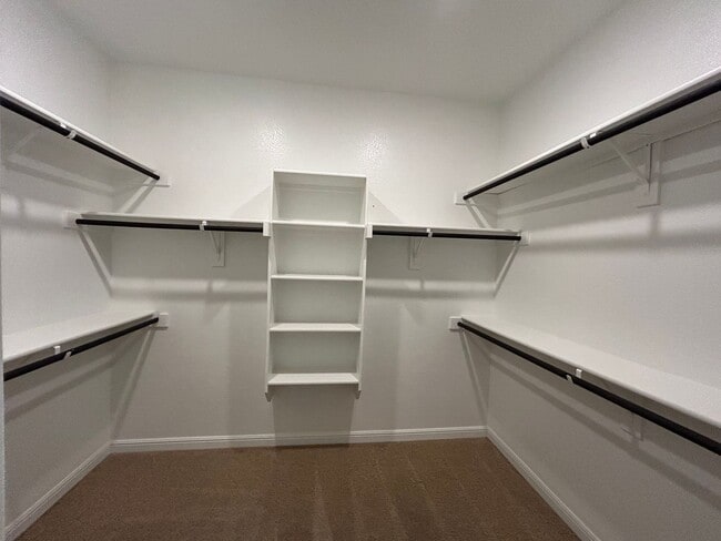 Building Photo - Fort Worth Texas Homes For Rent "Eagle Mou...