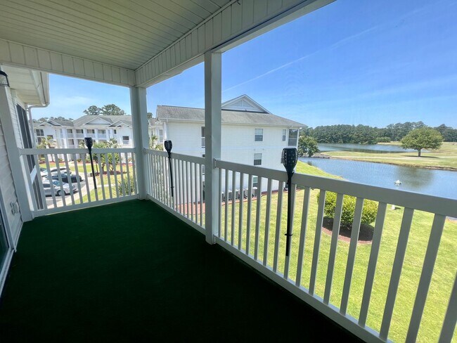 Building Photo - Longs - 1 Bedroom / 1 Bathroom Condo