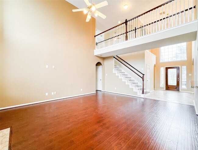 Building Photo - 4806 Lakefront Terrace Ct