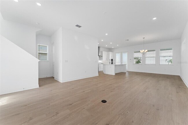 Building Photo - 10065 Peebles St