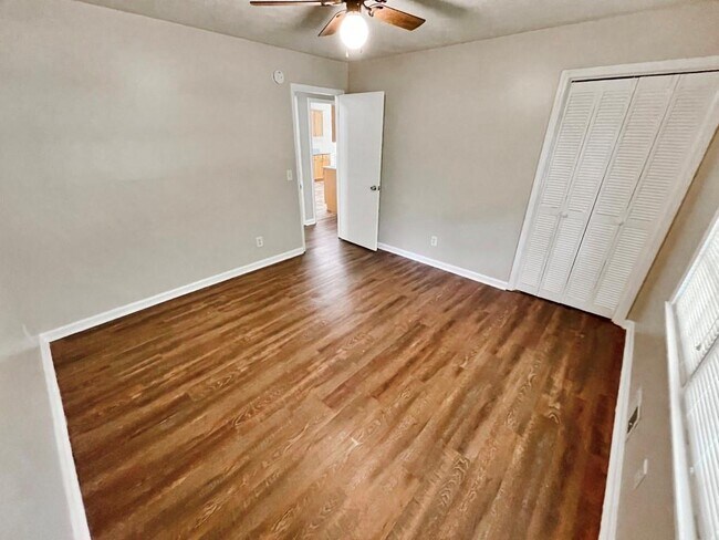 Building Photo - 4561 Lost Mountain Dr