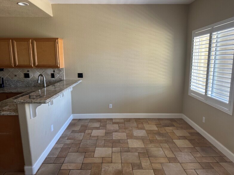 Building Photo - 6162 Citracado Cir