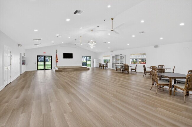 Building Photo - 7558 Ironbridge Cir