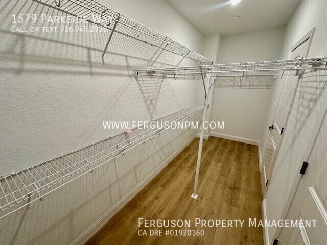 Building Photo - 1579 Parkside Way