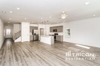 Building Photo - 154 E Rdg Wy