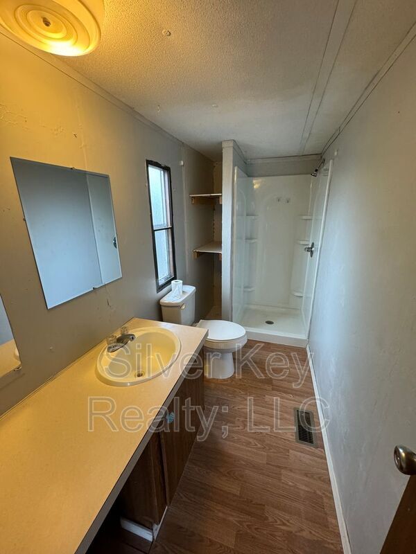 Building Photo - 270 Co Rd 213