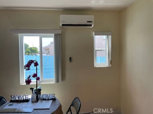 Building Photo - 4963 Sereno Dr