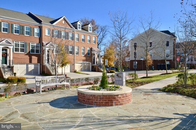 Building Photo - 3053 Waterloo Ln