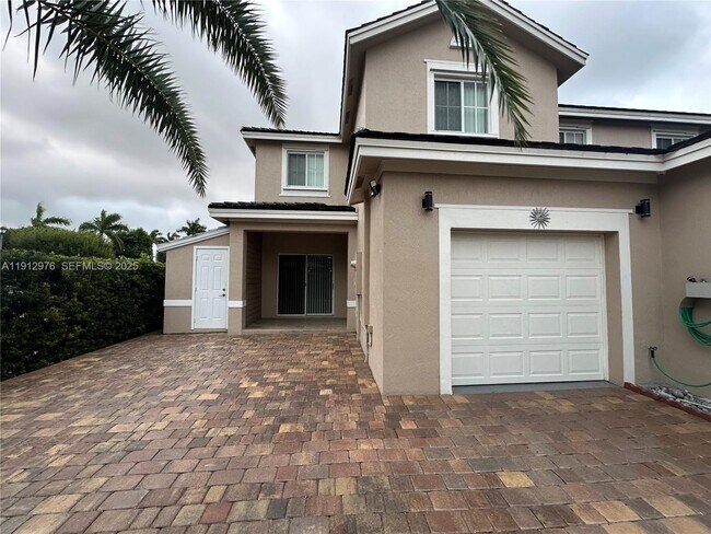 Building Photo - 27326 SW 142nd Ct