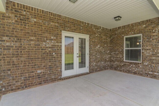 Building Photo - 791 Cornelia St