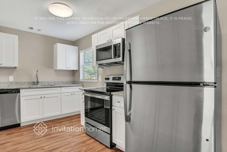 Building Photo - 3307 W South St