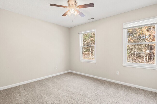 Building Photo - 1507 Clermont Rd