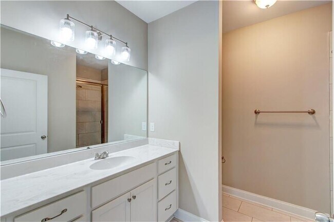 Building Photo - 3770 Shades Valley Ln