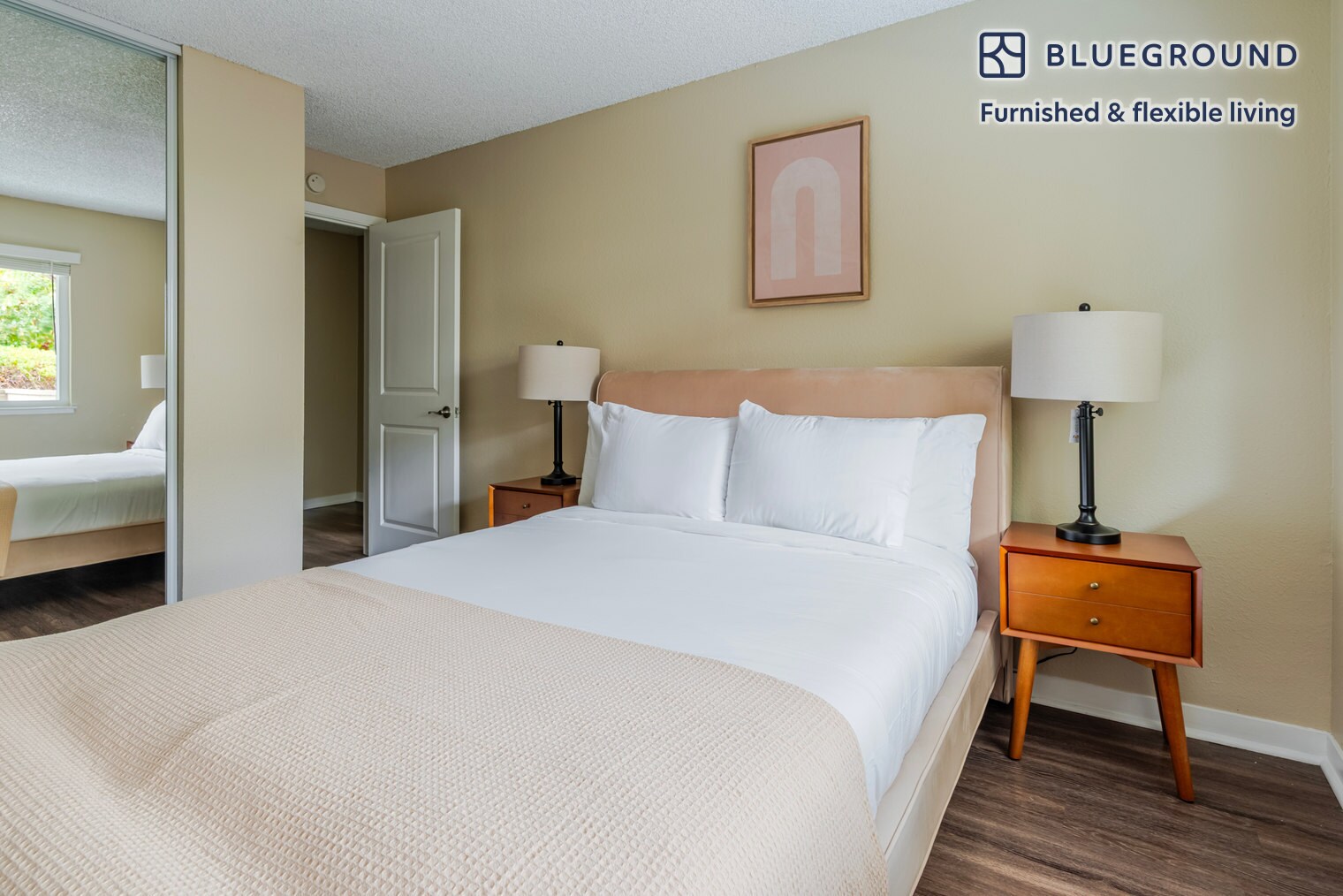 Building Photo - 788 Edgewater Blvd