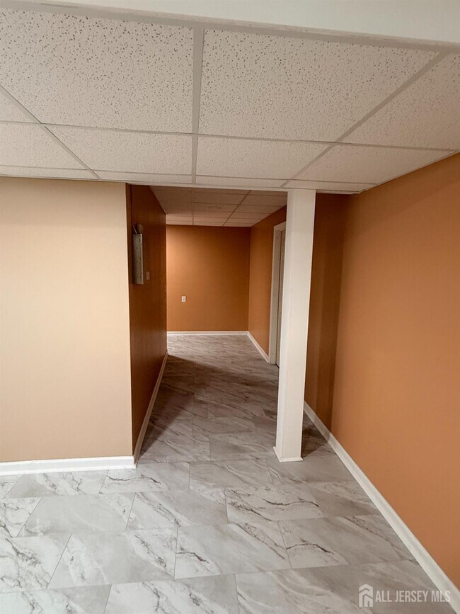 Building Photo - 21 Van Syckle Blvd