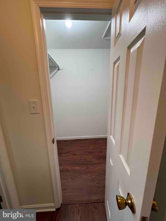 Building Photo - 6247 Spring Knoll Dr