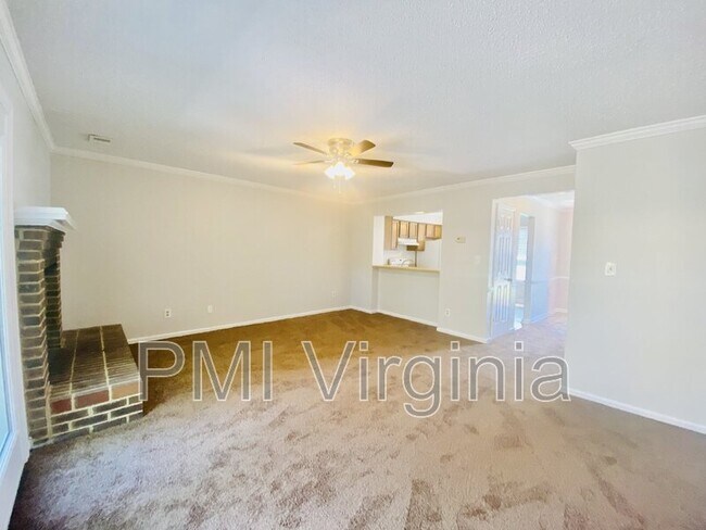 Building Photo - 5142 Settlers Park Dr