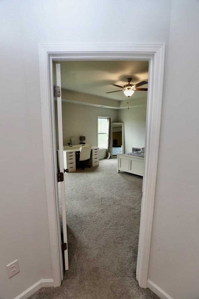 Building Photo - 525 Kittiwake Ln
