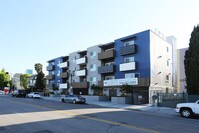 Building Photo - Cahuenga Ivy by Wiseman
