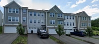 Building Photo - Beautiful Townhome in Washington! - 3 Bedroom