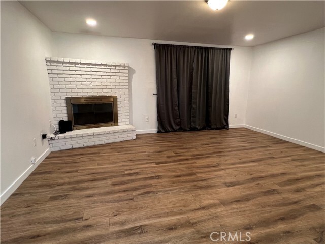 Building Photo - 5809 Sunland St