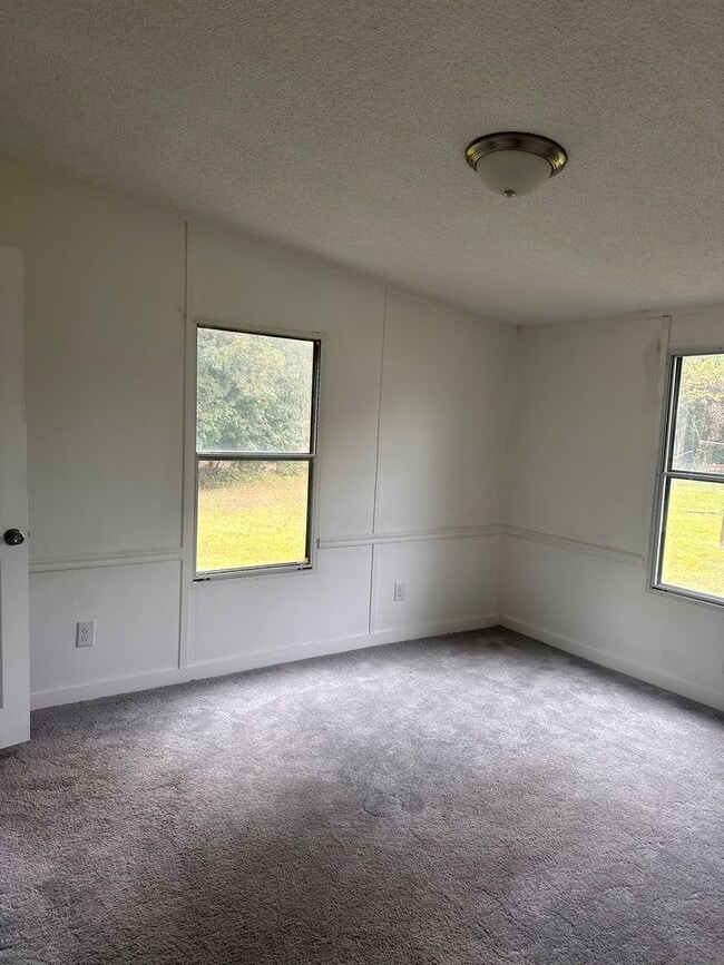 Building Photo - RENTAL HOME 3BD/2BTH