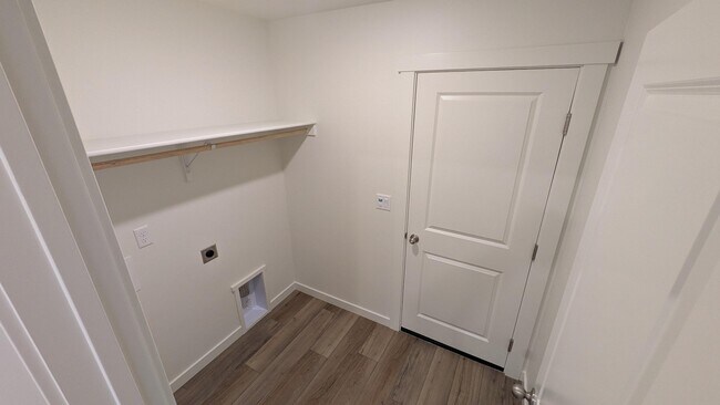 Building Photo - 4693 W Quarterhorse Dr
