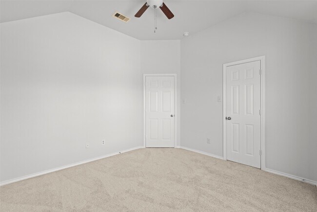 Building Photo - 12850 Pecan Shores Dr