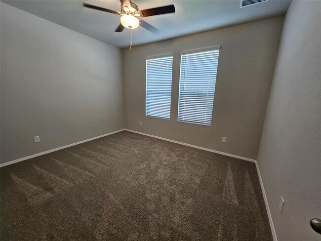 Building Photo - 600 Hickory Bend Trl