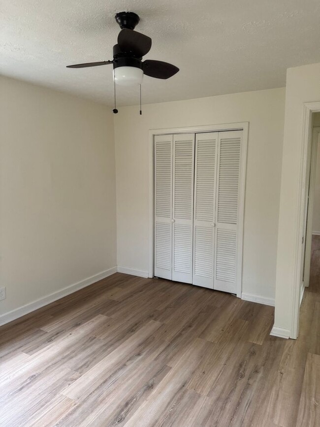 Building Photo - Cute ranch layout 3 bedroom 1 bath home in Hiram!