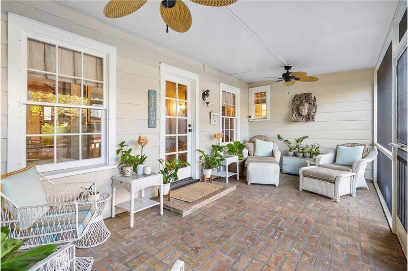 Building Photo - 521 N Swinton Ave