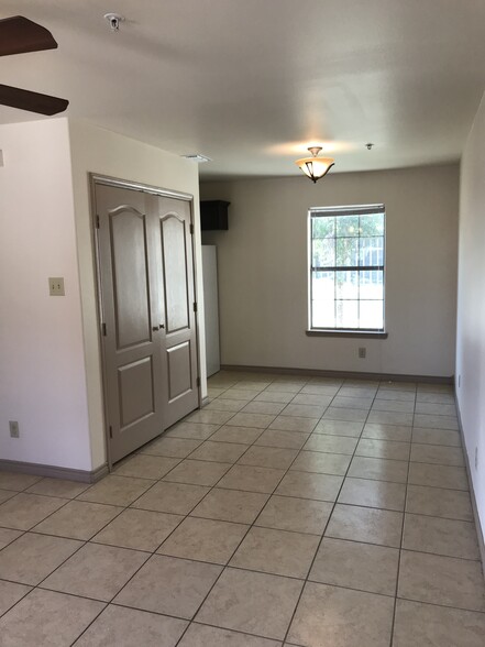 Main Room - 3102 Lane St