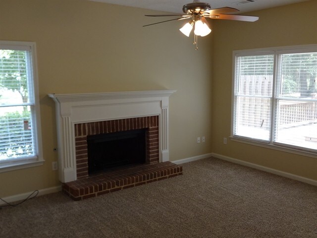 Building Photo - 1501 Jade Cove Dr