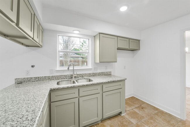 Building Photo - 10715 Nobility Dr