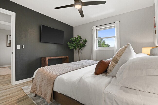 Building Photo - 6090 Rattman Rd