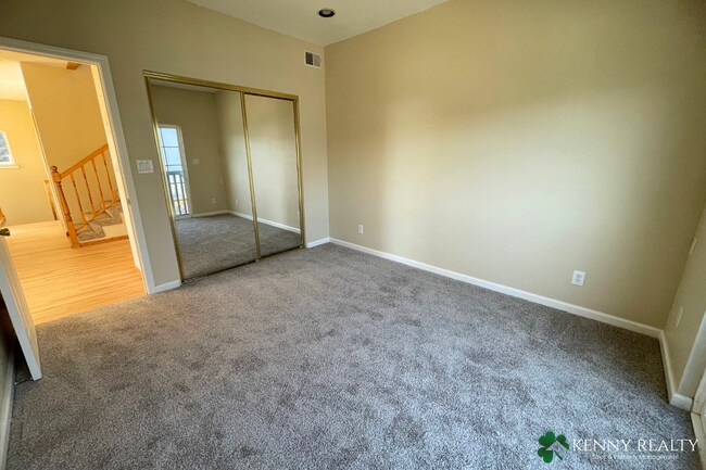 Building Photo - Spacious & Sunlit 5-Bedroom Retreat in the...