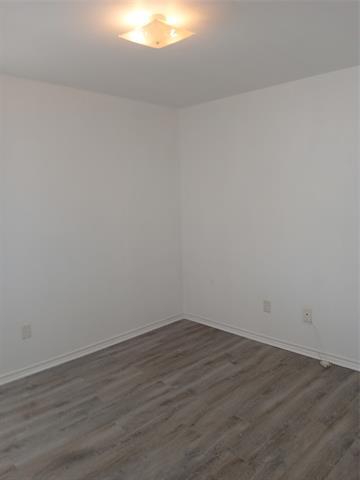 Building Photo - 13657 Biggs St